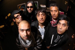 Невозможно свести Asian Dub Foundation к обычной экзотической поделке, призванной развлечь и удивить перенасыщенного впечатлениями жителя первого мира. Группа вышла из основанного в Лондоне музыкального центра, помогавшего подросткам разного социального статуса и национальности совместно экспериментировать и творить музыку.