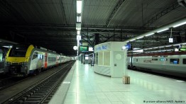 15 декабря в Бельгии прошла 24-часовая общенациональная забастовка, парализовав транспортное сообщение в стране. Бастующие потребовали от правительства прекратить режим жесткой экономии и отказаться от повышения пенсионного возраста