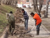 Сегодня, 26 ноября в Государственную Думу был внесён законопроект об обязательном медицинском страховании трудящихся мигрантов. В соответствии с законопроектом, разработанным ещё в июле Министерством труда и социальной защиты,  для легального устройства на работу мигранту будет также необходимо получение полиса добровольного медицинского страхования. Председатель Профсоюза Трудящихся Мигрантов Ренат Каримов выразил Рабкору свои опасения, что закон в […]