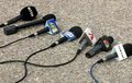 24 сентября в Греции началась 24-часовая предупредительная забастовка Средств массовой информации. Государственные и частные телеканалы и радио не передают выпуски новостей и развлекательные передачи. Закрыты редакции и большинство пресс-офисов государственных учреждений и частных компаний, большинство новостных сайтов в интернете перестали обновляться, а тираж ежедневных газет не выйдет во вторник.