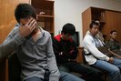 Более 60 мигрантов были госпитализированы в Афинах и Салониках на 36-й день голодовки протеста с требованием выдачи вида на жительство, сообщили греческие организаторы протеста.