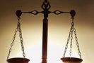 Мировой судья Попов возвратил материалы дела обратно в милицию, заявив, что в них имеются «невосполнимые недочеты».