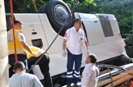 На турецком курорте Анталья сегодня рано утром попал в аварию микроавтобус с российскими туристами.