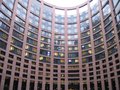Европейский Парламент утвердил поправки к регуле о мероприятиях по укреплению газовой безопасности в Европе. Цель документа - предотвратить риски, аналогичные тем, которые вызвала «газовая война» между Россией и Украиной в 2009 году.