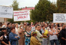 8 сентября 2009 года в Кирово-Чепецке Кировской области прошел митинг под лозунгом «Спасем город от экологической катастрофы», в котором приняло участие не менее 250 человек, сообщает сайт Каспаров.ру. В ходе акции протеста митингующие предложили национализировать местный химкомбинат.