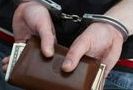 Глава города Александрова Владимирской области Геннадий Симин задержан по подозрению в мошенничестве на сумму более $200 тысяч.