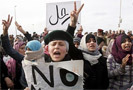 Группа представителей ливийской оппозиции, называющих себя «детьми революции», захватила здание посольства Ливии в Париже и грозит самоубийством, если власти попытаются их оттуда вытеснить.