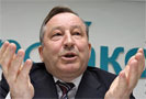 Губернатор Алтайского края Александр Карлин заявил, что оценку работе чиновников, отвечавших за противопожарную безопасность региона, должно дать следствие.