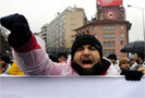 17 января 2010 года в Анкаре состоялась многотысячная демонстрация под лозунгом «Демократия и права за достойную жизнь, мир и свободу», участники которой выступили против политики правительства по отношению к трудящимся и в поддержку уволенных рабочих Tekel (турецкого монополиста по производству алкоголя и табака), сообщает Флот2017. Однако в ходе акции протестующие призвали к всеобщей забастовке и потребовали смещения профсоюзного лидера.