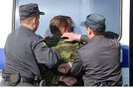В Интернете размещена видеозапись, на которой четверо жителей Кировского района Приморья, получившие известность как "приморские партизаны", заявили, что нападения на милиционеров, в результате которых двое стражей порядка были убиты и четверо ранены, совершены ими по идейным соображениям.