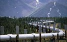 Власти Польши намерены отстранить российский концерн «Газпром» от управления газопроводом, проходящим через территорию этого государства. Варшава настаивает на  передаче местного участка газопровода «Ямал-Европа» под контроль польской государственной компании Gaz-System. В свою очередь «Газпром» с собственностью расставаться не желает, однако готов принять услуги Gaz-System в качестве технического оператора.