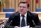 9 июня 2009 года стало известно, что губернатор Ленинградской области Валерий Сердюков подал в отставку. Некоторые СМИ сообщают, что заявление об увольнении было написано главой региона еще 4 июня, в день визита премьер-министра России Владимира Путина в охваченный протестами город Пикалево. По данным источника в окружении Сердюкова, документ был составлен с открытой датой.
