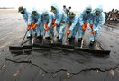 Министерство юстиции США может подать против британской нефтяной компании BP иск на десятки миллиардов долларов в качестве компенсации ущерба, нанесенного утечкой нефти с платформы Deepwater Horizon в Мексиканском заливе.