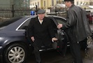 Бывший мэр Москвы Юрий Лужков пообещал остаться в России и бороться со своими критиками, которые, по его словам, объявили «политическую травлю».