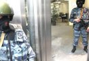 Департамент экономической безопасности (ДЭБ)  МВД провел обыски в банках и фирмах, сотрудники которых подозреваются в выводе из легального оборота более 55 млрд рублей.