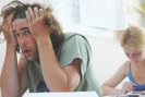 После пересдачи единых государственных экзаменов по русскому языку и математике стало ясно, что аттестат в этом году не получат более 16 тысяч выпускников, сообщила сегодня на пресс-конференции глава Рособрнадзора Любовь Глебова.