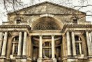 Группа специалистов по истории архитектуры и охраны культурного наследия обнародовала открытое обращение к Президенту России Дмитрию Медведеву с выражением резкого протеста против поправок в Федеральный закон «Об объектах культурного наследия Российской Федерации».