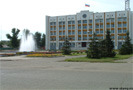 29 января 2010 года в Славгороде (Алтайский край) должен был пройти массовый пикет под лозунгом «Мы против бедности», сообщает ИА Банкфакс. Его участники были намерены требовать отставки мэра и зарплаты для горожан, превышающей прожиточный минимум. Заявку на проведение мероприятия подало местное отделение партии «Справедливая Россия». Однако администрация города запретила проведение пикета – по мнению организаторов пикета, незаконно.