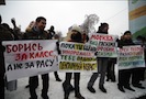 В центе Москвы завершился митинг против ксенофобии. По данным организаторов, несмотря на сложные погодные условия, в акции приняли участие более четырех тысяч человек.