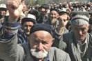 Парламентская форма правления в Киргизии жизнеспособна, победившие партии смогут сформировать достаточно надежную парламентскую коалицию и сформировать кабинет министров. Такое мнение в беседе с Рабкор.ру высказал эксперт по Средней Азии, политолог, сотрудник Института федерализма и гражданского общества Сергей Фуфаев.
