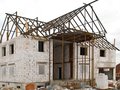Московское руководство направит средства, сэкономленные в результате отмены нескольких праздничных мероприятий ко Дню города, на строительство социальных объектов в пострадавших от пожаров регионах РФ.