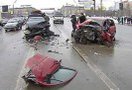 Адвокат семей двух женщин, погибших в ДТП на Ленинском проспекте с участием Mercedes вице-президента «ЛУКойла» Анатолия Баркова, пожаловался в квалификационную коллегию на председателя Тверского суда Москвы. Он указал, что там до сих пор не рассмотрели заявление потерпевших о бездействии следствия.