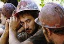 Забастовка, объявленная на грузинской шахте в Ткибули рано утром 2 февраля, была прекращена уже 3 числа. Причиной ее прекращения послужило данное работодателем обещание выполнить выдвинутые требования. Всего в акции протеста приняли участие порядка 700 горняков. Забастовочный комитет разрешал допуск в шахту только сотрудников, отвечающих за обеспечение безопасности (система вентиляции).
