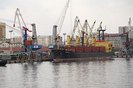 Генеральный директор компании Antel Seafood Group Сергей Платоненко, уже трое суток голодающий во Вьетнаме в знак протеста против невыплаты зарплаты морякам-работникам предприятия, в пятницу госпитализирован в тяжелом состоянии, говорится в письме экипажа судна Phu Hai-1.
