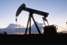 Административный совет крупнейшего в Бразилии нефтегазового холдинга Petrobras (Petroleo Brasileiro SA) принял решение заморозить зарплаты менеджерам на ближайшие 12 месяцев из-за мирового кризиса.