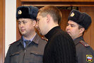 11 января 2010 года в Мосгорсуде возобновился процесс по делу бывшего офицера милиции Дениса Евсюкова, обвиняемого в организации бойни в супермаркете «Остров» на юге Москвы в апреле 2009 года. Тогда в результате действий экс-майора 2 человека погибло и 7 было ранено.