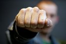 Следствие предъявило руководителю оперативной службы управления ФСКН по Красноярскому краю Виктору Морусу обвинение в избиении свидетеля по уголовному делу.