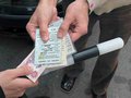 Бывший инспектор ГИБДД Каслинского района Челябинской области Алексей Николаев, проглотивший 2 тысячи рублей, полученные в качестве взятки, приговорен к 3 годам условно.