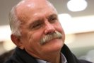 Известный режиссер Никита Михалков разработал для России модель идеального государства. Он изложил ее в  «Манифесте просвещенного консерватизма», в котором призывает строить «гарантийное государство» на основе «права и правды».