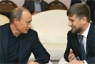 Немало работ написано о чеченском конфликте и беженцах из Чечни. И совсем мало - о том, как перипетии постсоветской истории отразились на жизни русскоязычного населения республики. Так считает Сергей Максудов (Александр Бабенышев), историк, исследователь демографических процессов советской и постсоветской эпох, автор новой книги «Чеченцы и русские: победы, поражения, потери».
