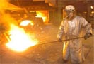 2 апреля 2009 года в Боснии сотрудники крупнейшей в мире компании по производству стали «Арселор-Миттал» вышли на демонстрацию, протестуя против временных увольнений и требуя улучшений условий труда.