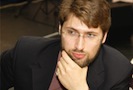 Над мировой экономикой вновь сгущаются тучи: место уверенности заняла тревога. Рынки утратили положительную динамику первой трети 2011 года, а эксперты все чаще говорят о приходе «второй волны». Какие процессы вызывают подобные оценки? Вырвался ли джин мирового кризиса из бутылки и что ожидает Россию? Об этом и многом другом Алексей Козлов побеседовал с руководителем Центра экономических исследований Института глобализации и социальных движений (ИГСО) Василием Колташовым.