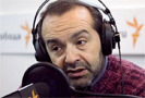 Адвокат Василия и Бориса Якеменко Сергей Жорин обещает размещать в Москве баннеры, рекламные плакаты и иные информационные материалы для поисков сатирика Виктора Шендеровича. Об этом сообщает «Интерфакс».