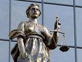 Процесс, схожий с нашумевшим делом руководителя фонда «Город без наркотиков» в Нижнем Тагиле Егора Бычкова, осужденного за незаконное лишение свободы наркоманов с целью их реабилитации, проходит в Новосибирском районном суде.