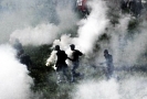 Забастовки в Греции, начавшиеся в среду (24 февраля 2010 года) переросли в столкновения с полицией, которая применила для разгона демонстрантов слезоточивый газ.