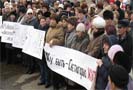 11 июня 2009 года Коммерческий банк Приморья под гарантию губернатора края Сергея Дарькина предоставил в четверг кредит на сумму более 6 миллионов рублей. Полномочный представитель президента в Дальневосточном федеральном округе Виктор Ишаев пообещал погасить задолженность по зарплате перед работниками предприятия «Русский вольфрам».