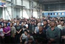 Рабочие Алматинского вагоноремонтного завода, выступившие с требованием национализации предприятия, распространили 20 августа 2009 года заявление, в котором утверждают о давлении, оказываемом на них руководства завода, передает радио «Азаттык» со ссылкой на агентство «Казахстан сегодня».