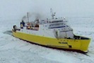 На Дальнем Востоке во льдах Сахалинского залива (Охотское море) терпят бедствия десять судов, общая численность их экипажей превышает 600 человек.