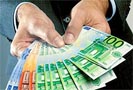 В феврале 2009 года в Европе объем промышленного производства упал на 18,4% по сравнению с февралем 2008 года. Это стало рекордным снижением с 1986 года. Об этом 16 апреля 2009 года сообщает Евроньюс.