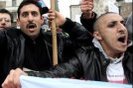Более 20 тыс. человек собрались в четверг в столице Йемена Сане на антиправительственную демонстрацию, которую они сами окрестили "День гнева". Манифестанты призвали к отставке правительства.