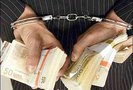 Российские следственные органы возбудили в 2010 году 11 тысяч 465 уголовных дел о коррупционных преступлениях, ущерб от которых составляет около 8 миллиардов рублей.