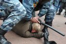 Активисты движения «Левый фронт» пытались провести одиночные пикеты у здания МВД России, приуроченные к вступлению в силу закона «О полиции», эти попытки закончились задержанием четырех участников и усилением мер безопасности у министерства.