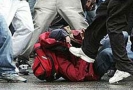 18 марта 2010 года в финских портах, где продолжается забастовка докеров, начали работать внештатные сотрудники портовых операторов. Полиция уже пресекла драку между представителями профсоюзов и штрейкбрехерами.