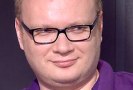 Спустя 9 дней после жестокого избиения Олега Кашина отключили от аппарата искусственной вентиляции легких, и он смог дать первые показания.
